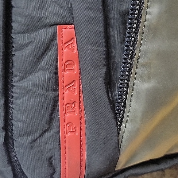 Prada cross body backpack brief case bag authentic - Picture 9 of 11